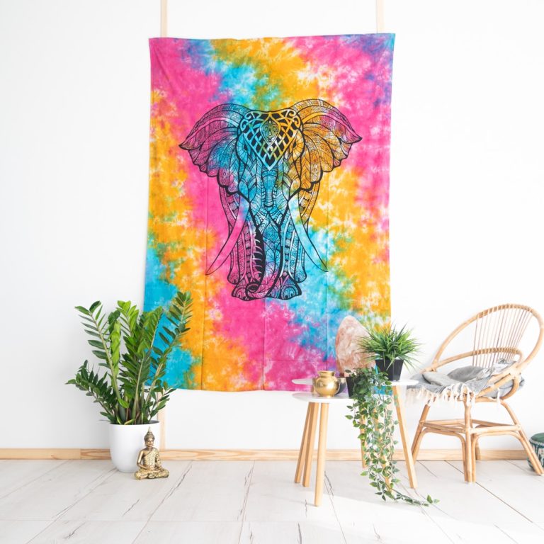 Wandtuch - mit farbenfrohem Elefant